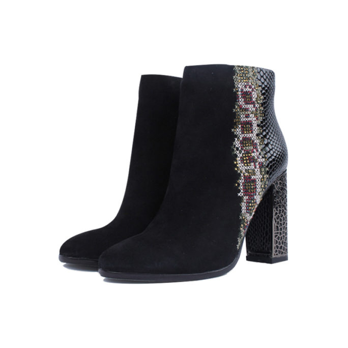 suede short ankle boots with fashion embroidery