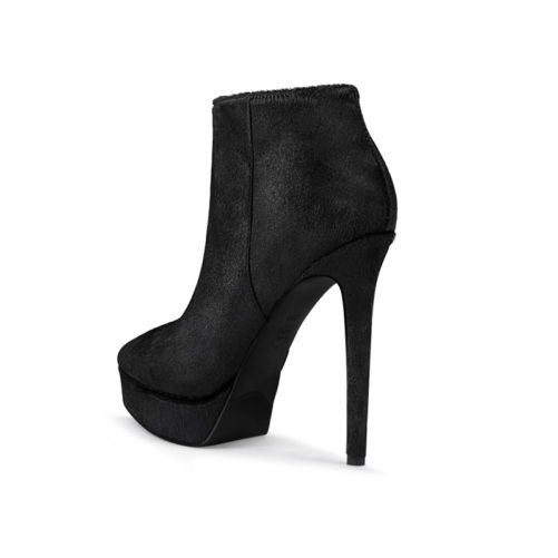 picture of the back heel on a sexy high heel autumn ankle boots